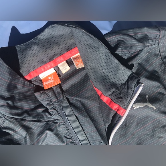 Puma SportLifestyle Semi-Reflective Lightweight Jacket - S - Picture 2 of 5